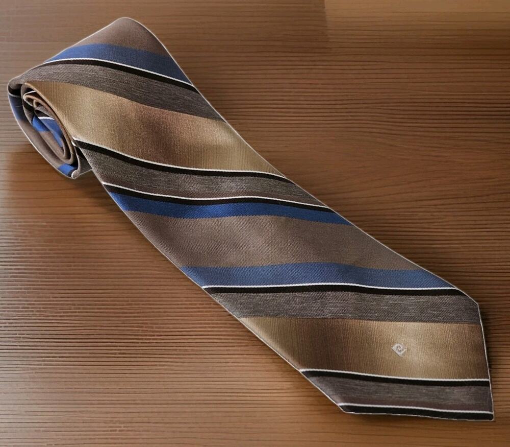 Pierre Cardin Vintage Men's Classic 57" NeckTie Silk Made In the USA Length 4" W